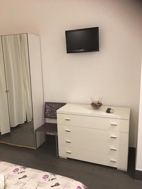 My Purple Apartment In The Center Of Рим Екстер'єр фото