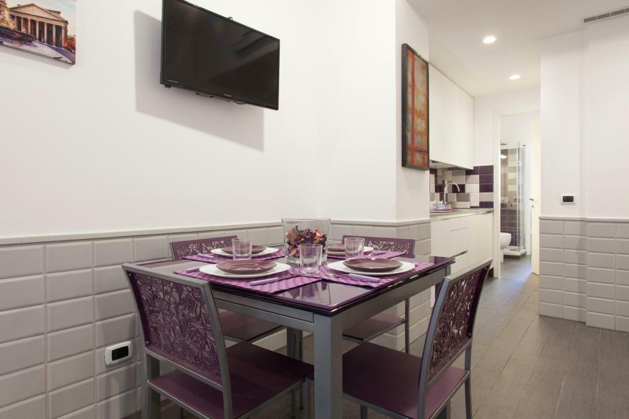 My Purple Apartment In The Center Of Рим Екстер'єр фото